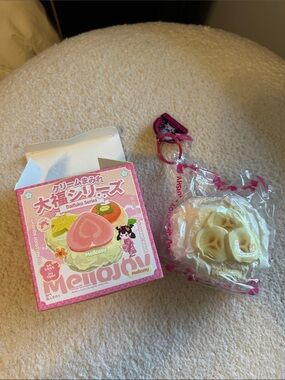 Mellojoy Banana Daifuku Squishy Keychain